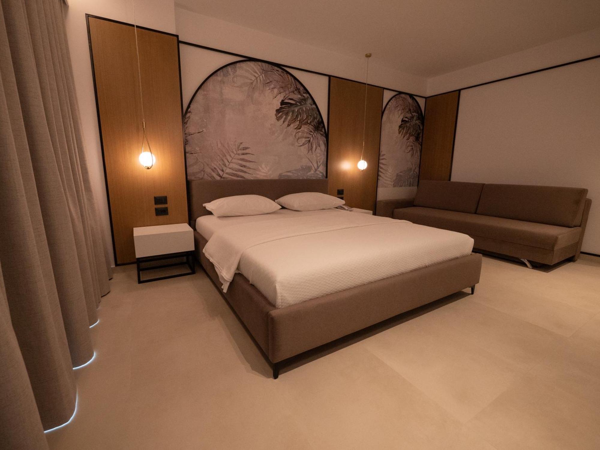 Colosseum Hotel Ksamil Exterior foto